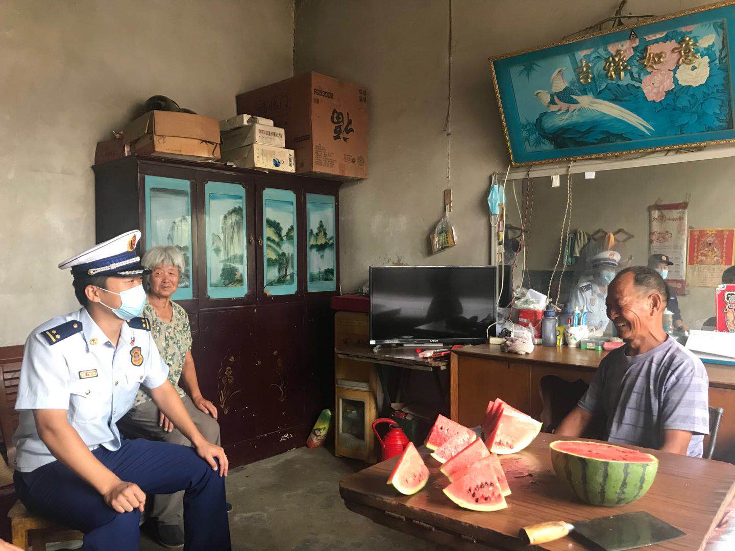 �ӱ����ݣ�������������Ԯ��ӵ�Ա�ɲ�ο�����Ѽ�ͥ