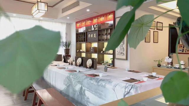 ����Է��ҵ�׽��ն���ȤζäƷ��ս��������վ��ʢ����