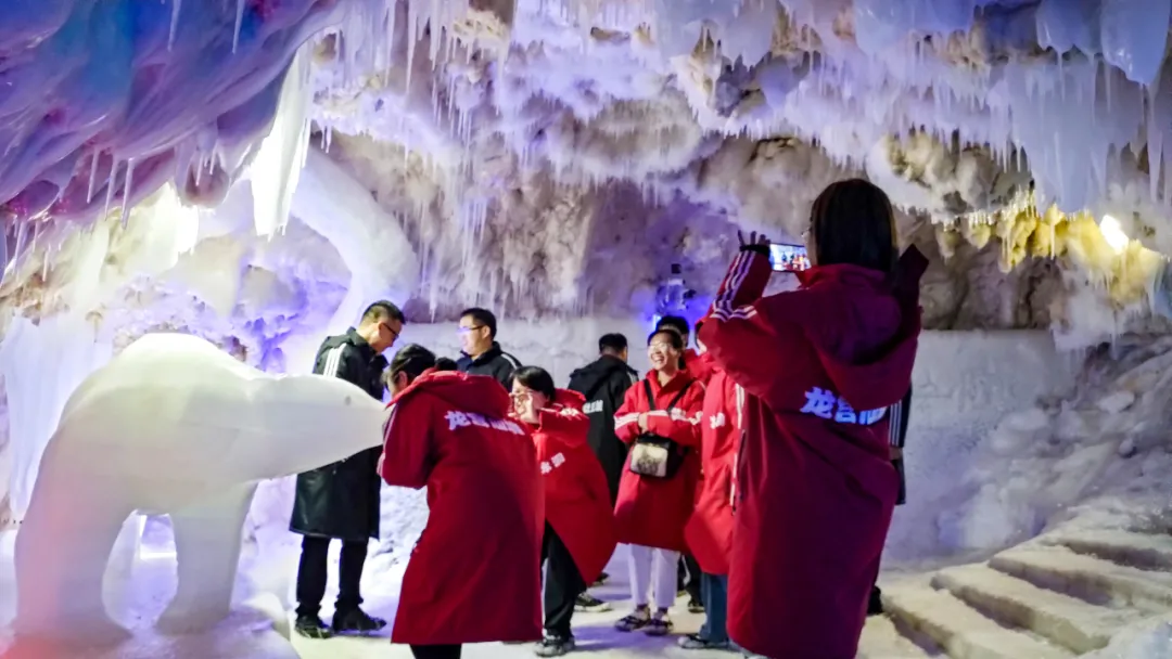 ��һ�Ͷ��ڣ�����ط��������ѩ������