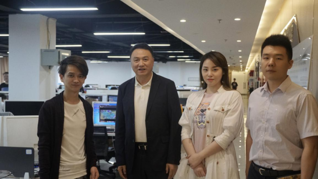 �й���ҵ��չ�ٽ��ḱ�᳤��С������������