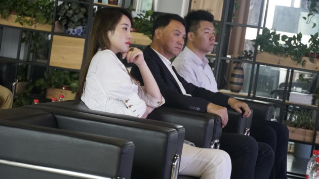 �й���ҵ��չ�ٽ��ḱ�᳤��С������������