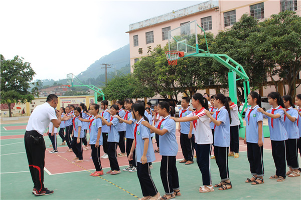 ���Ӹ�У���� ����������� �ƽ���ʷѧϰ����