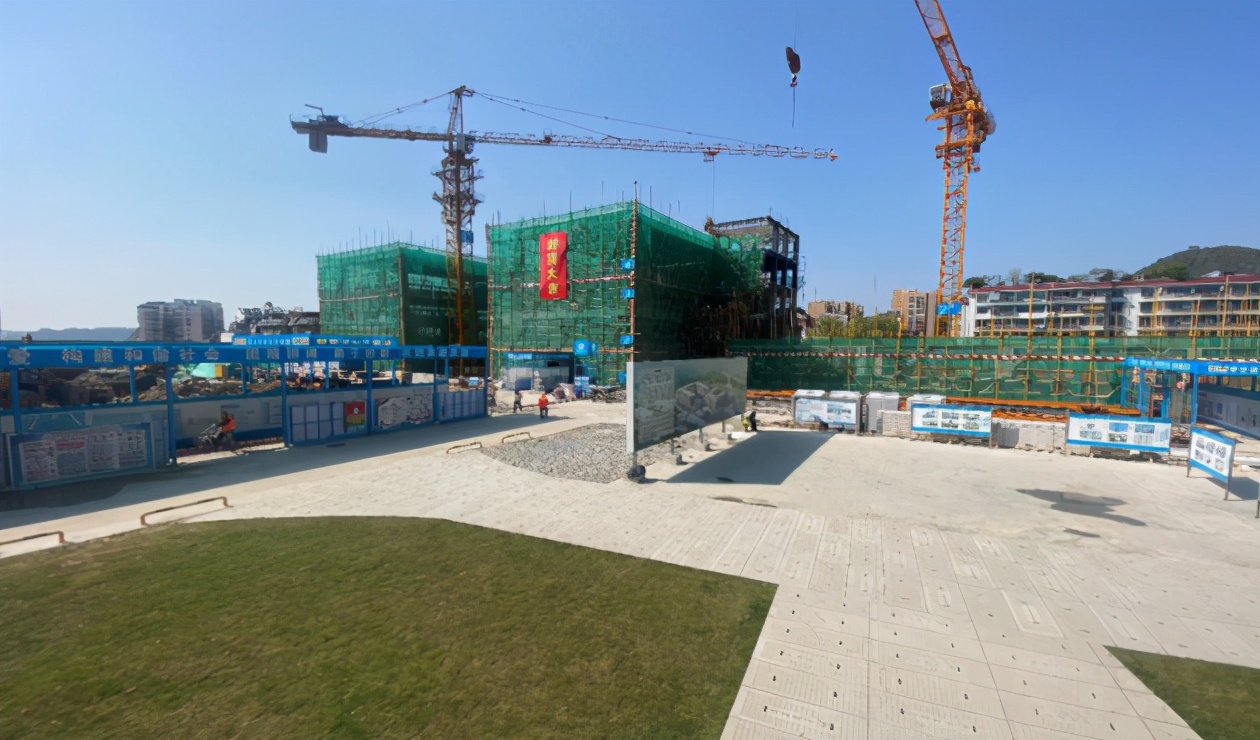 ����ʡ�׸�װ��ʽ��ɫ����ʾ��ѧУ���ɿ�ѧ