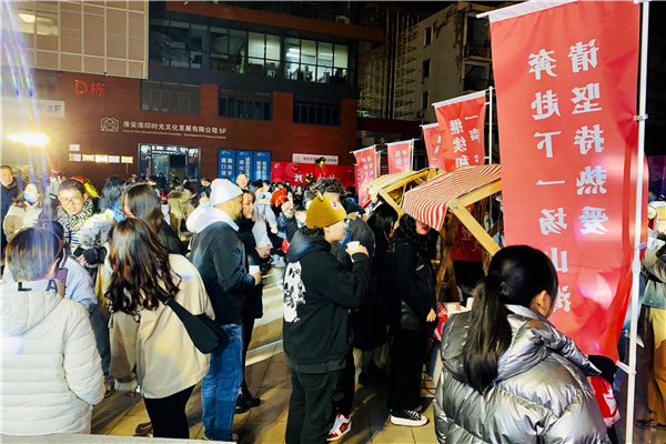 ������������������ ����Ʒ����̬��