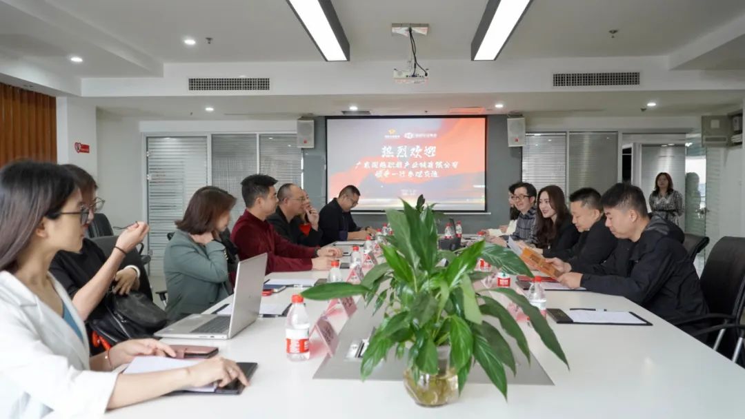 �㶫��Խ����Я�ֺ��Ϲ����Ӱ�����ɡ���Խ����������Ŀ����