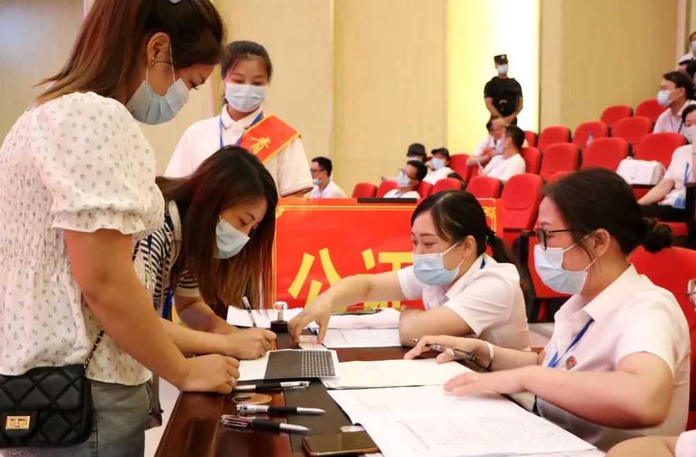 С��������ҡ���ֳ���