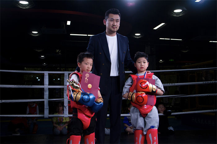 ׽조䱭ӢԲչ__ӡӺͰ˹ھֳ ͼ5