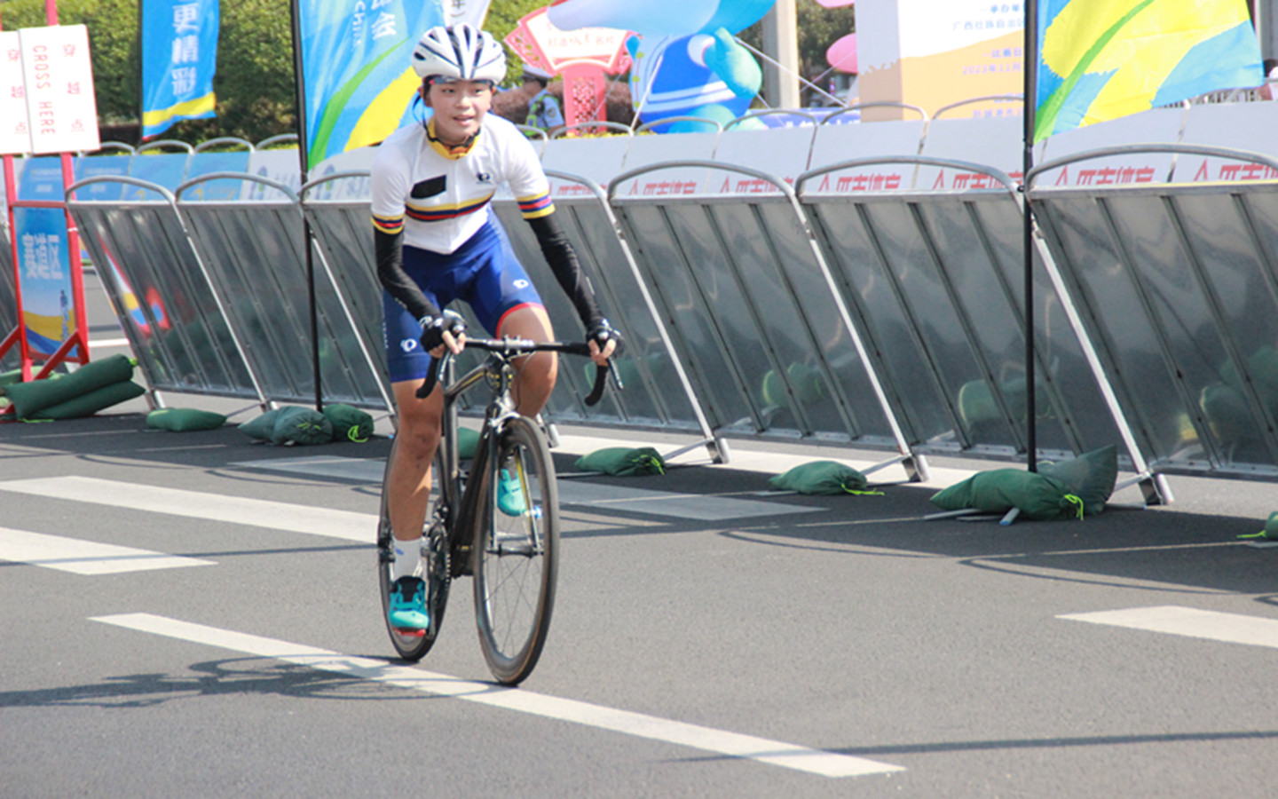 微信图片_20231104154255.jpg 微信图片_20231104154255.jpg